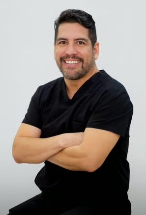 Dr. Mateo Simmons